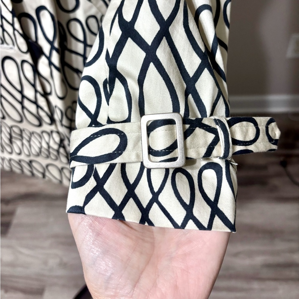 Vertigo Paris Infinity print trench coat - Picture 6 of 9